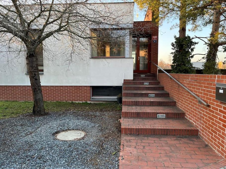 Apartment Design Architect With 2 Prag