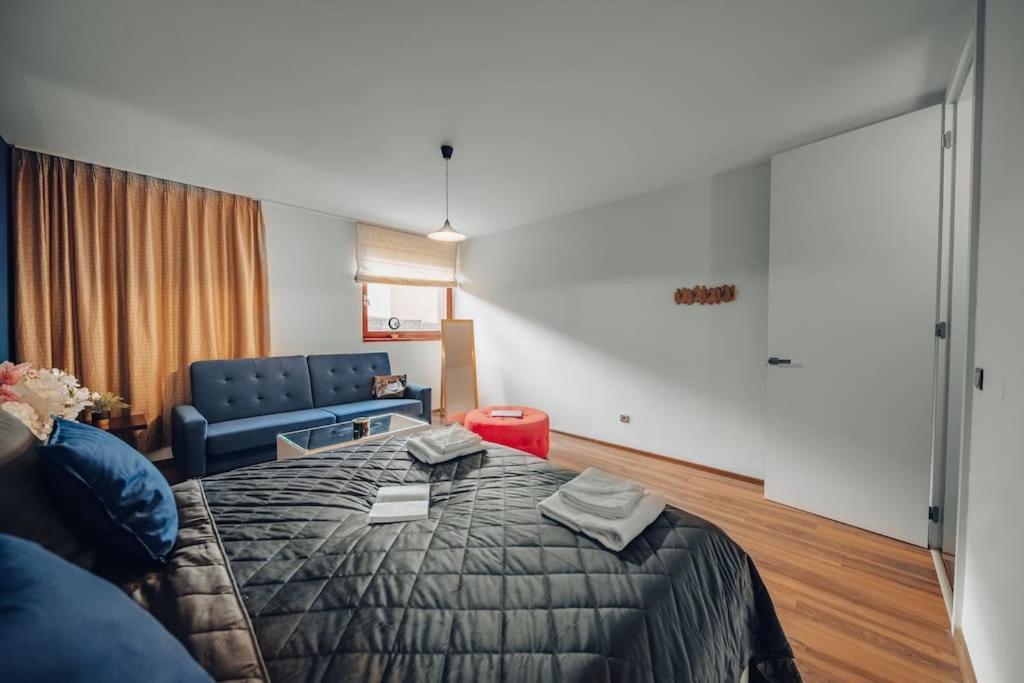 Design Architect With 2 Appartamento Praga