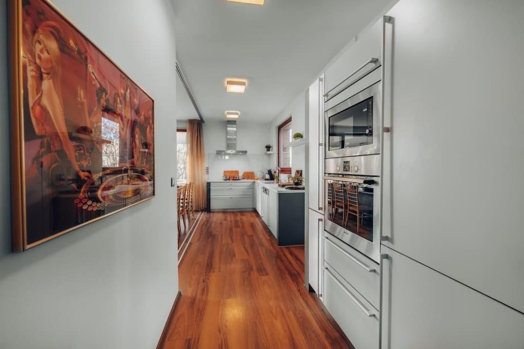 Design Architect With 2 Appartamento